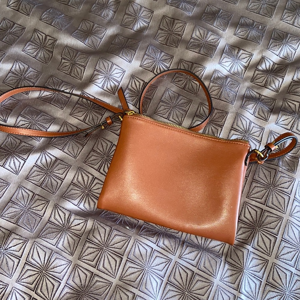 Crossbody bag